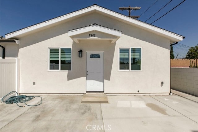 Primary Photo - 7402 Riverton Ave
