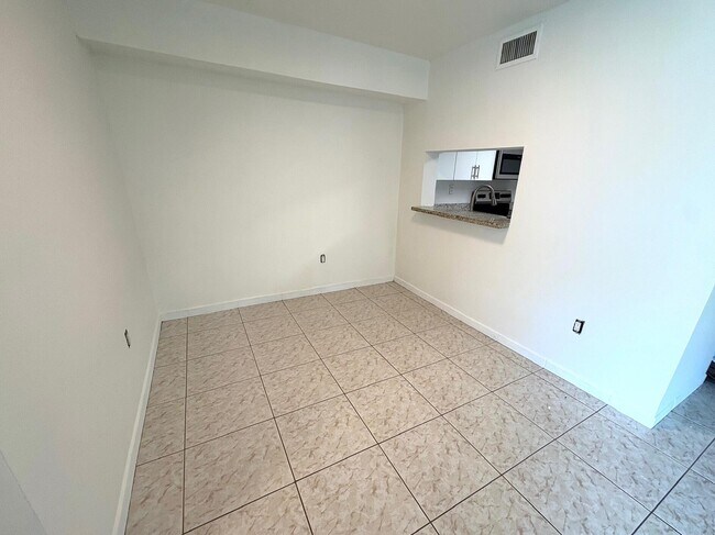 Building Photo - 11800 SW 18th St