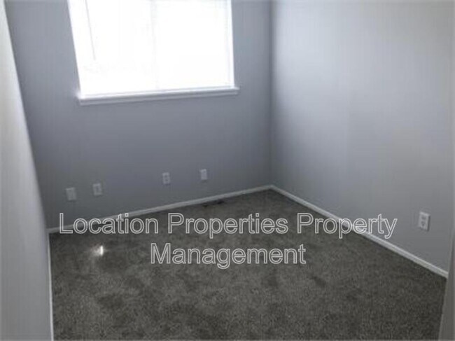 Building Photo - 826 Kentucky St