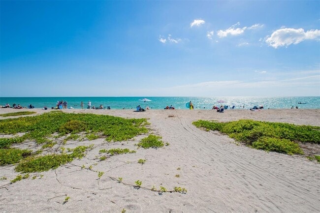 Building Photo - 8302 Midnight Pass Rd