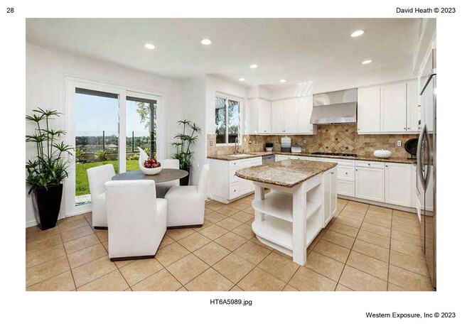 Building Photo - Stunning 4 Bedroom 3 Bath Newport Coast Ho...