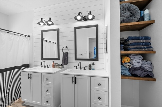 Building Photo - 18809 Egret Bay Blvd