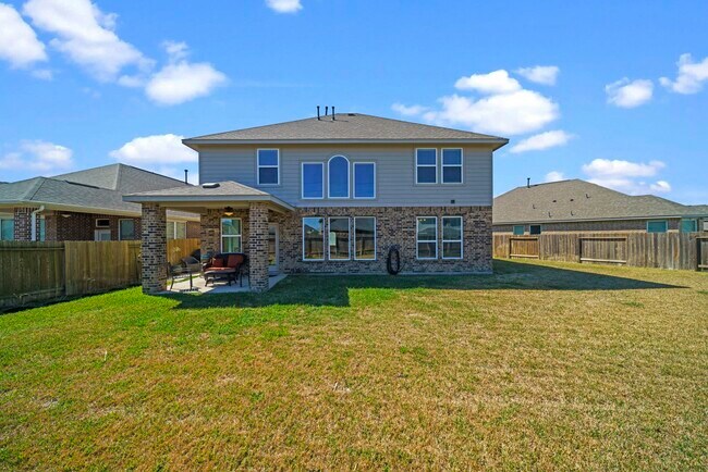 Building Photo - 1707 Benbrook Hollow Ln