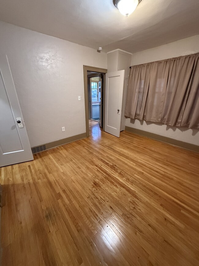 Building Photo - 3108 2nd Ave N