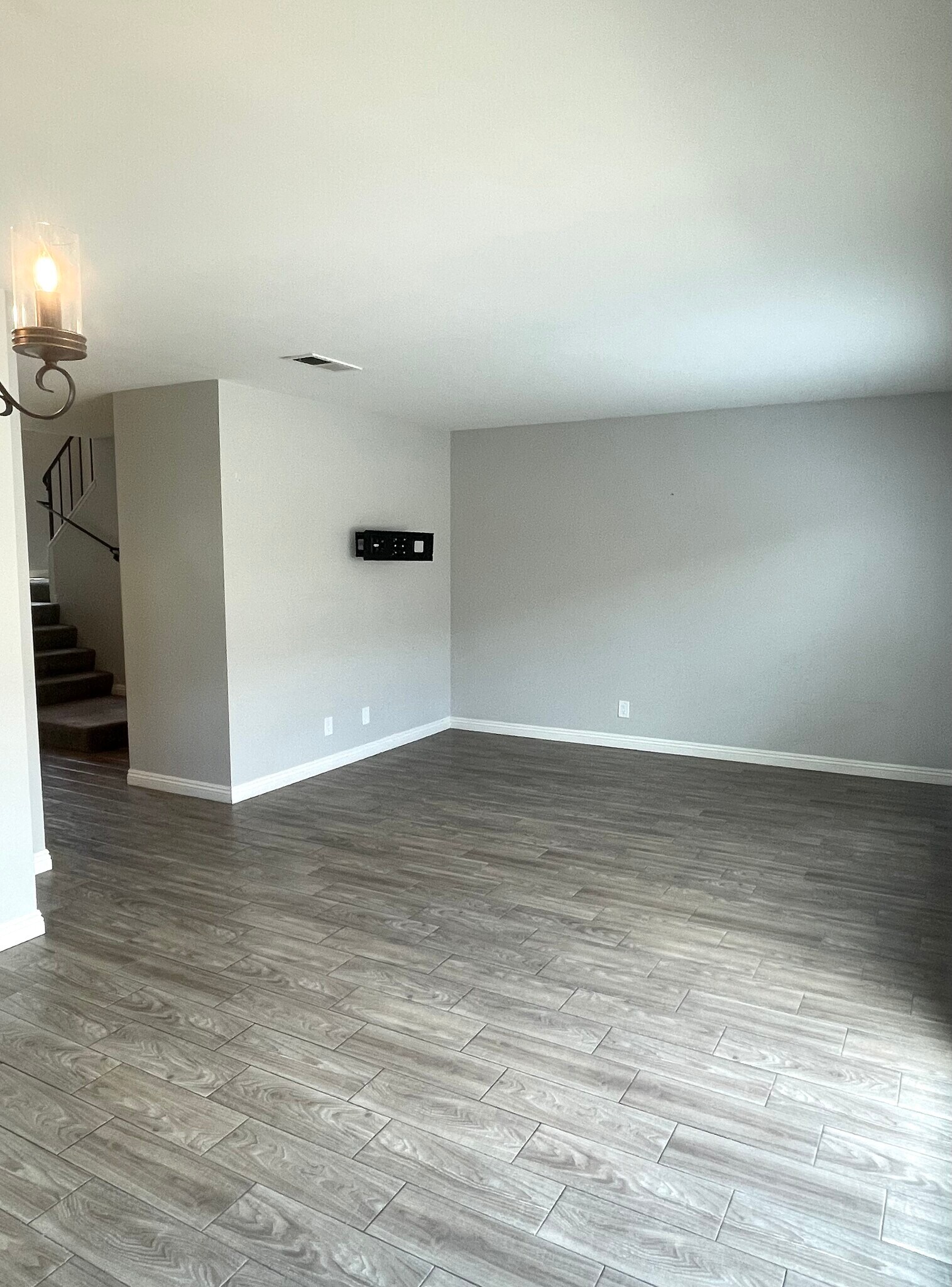 Building Photo - 1325 Cheltenham Ln