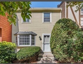 Building Photo - 92 Prescott Dr