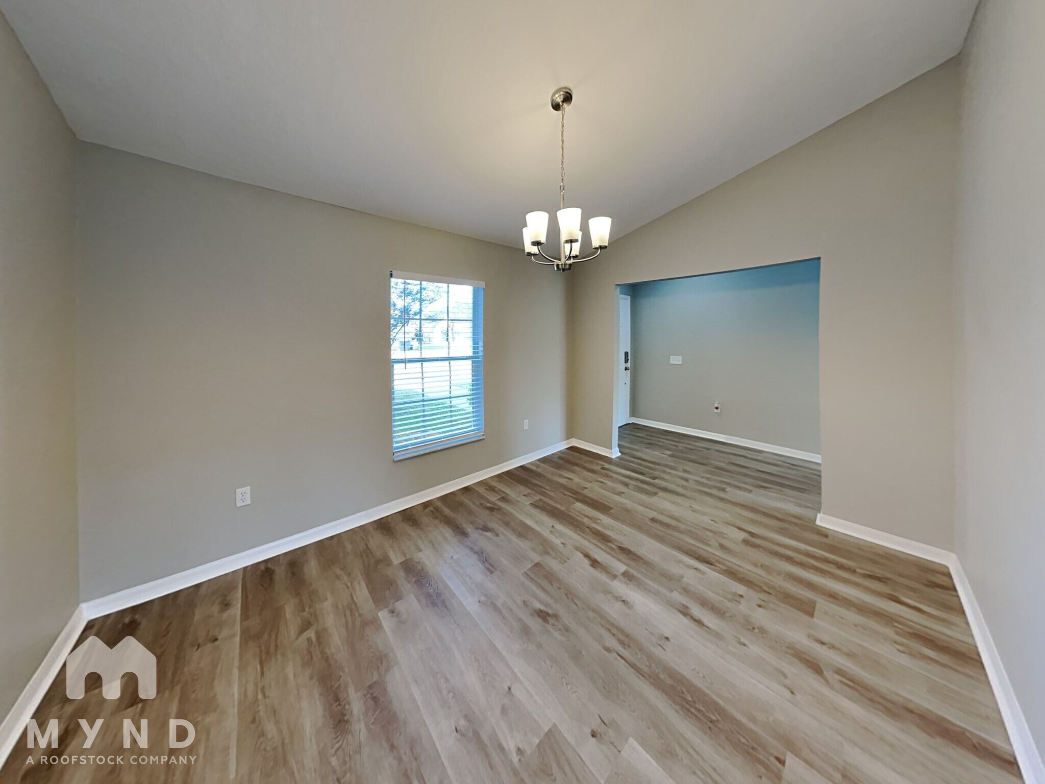 Building Photo - 3189 Thoroughbred Loop N