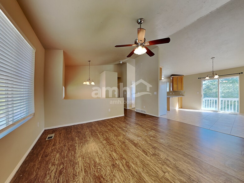 Building Photo - 11963 S Powder Cv