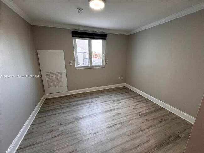 Building Photo - 1750 NW 107th Ave