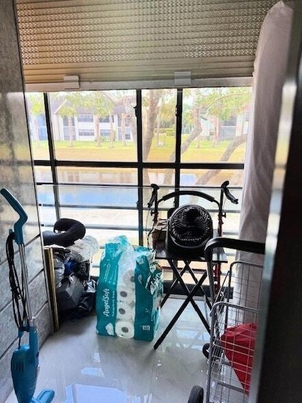 Building Photo - 7770 Tahiti Ln