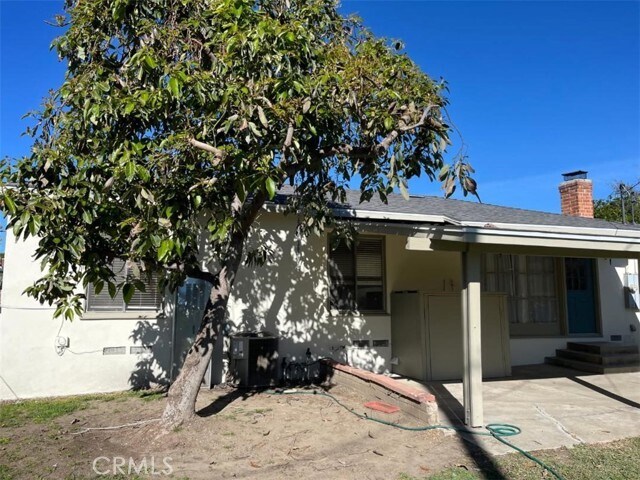 Building Photo - 450 St Augustine Ave