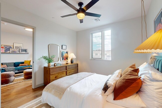 Building Photo - 80 Rugg Rd