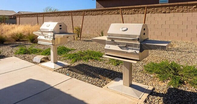 Building Photo - 8820 W Agora Ln