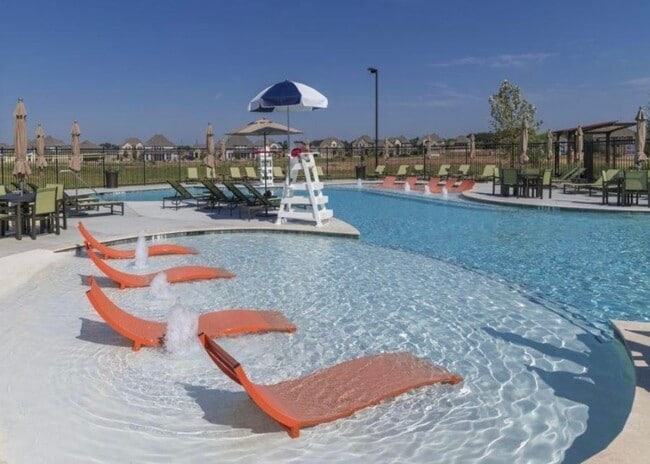 Building Photo - 32915 Silver Mdw Wy