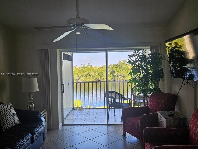 Building Photo - 1335 Mainsail Dr