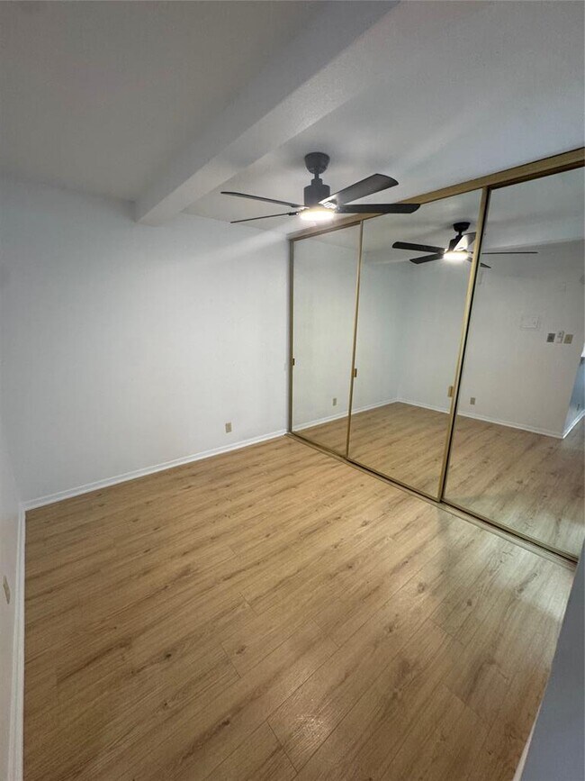 Building Photo - 2110 Rio Grande St