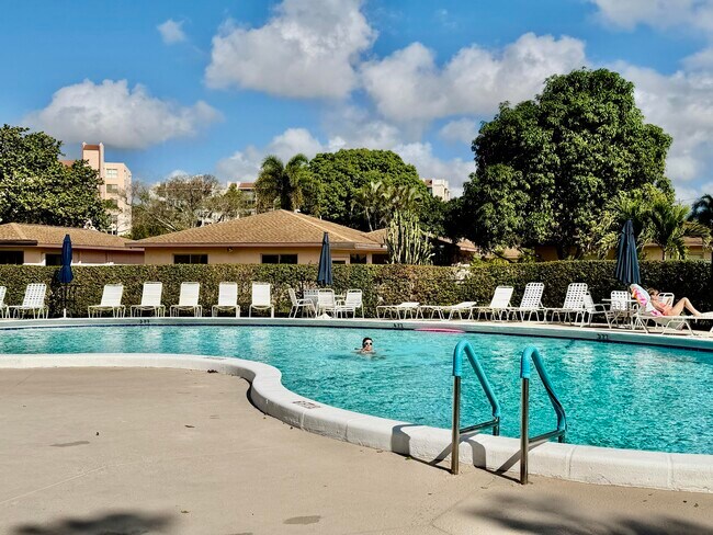 Building Photo - 14671 Bonaire Blvd