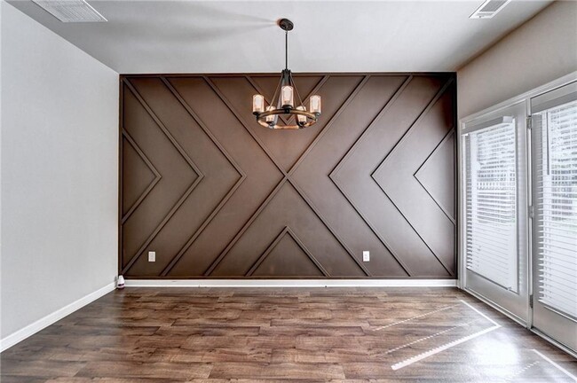 Building Photo - 2409 Ivy Meadow Ln