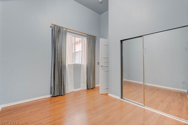 Building Photo - 4880 Dorrell Ln