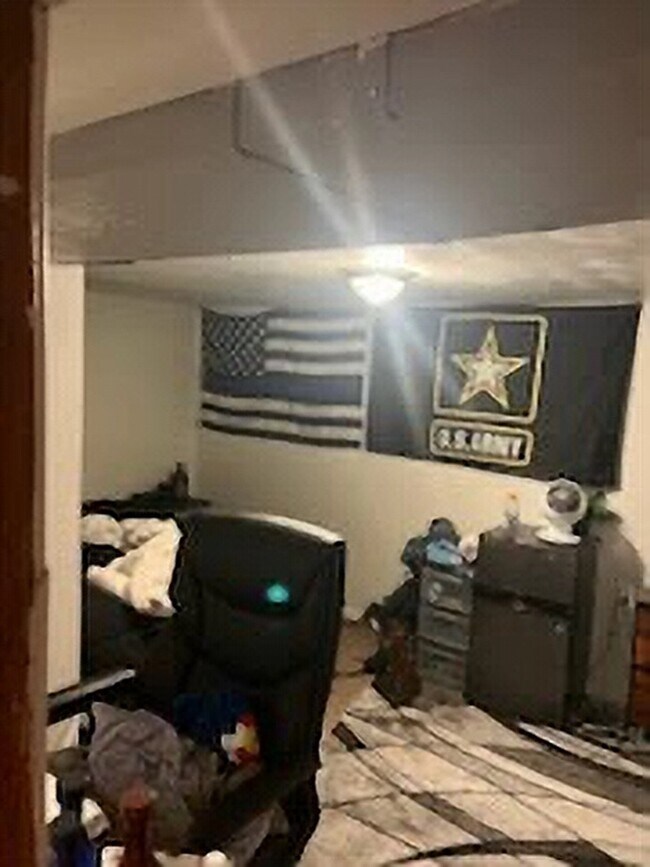 Building Photo - 407 S 10th Ave