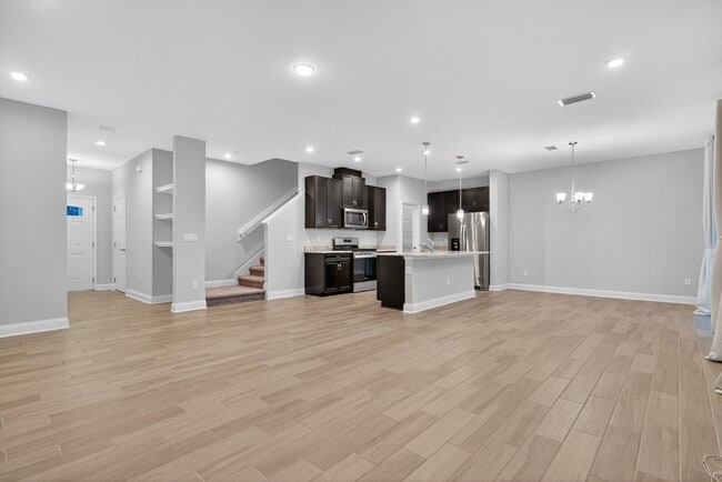 Building Photo - 411 Narrowleaf Dr