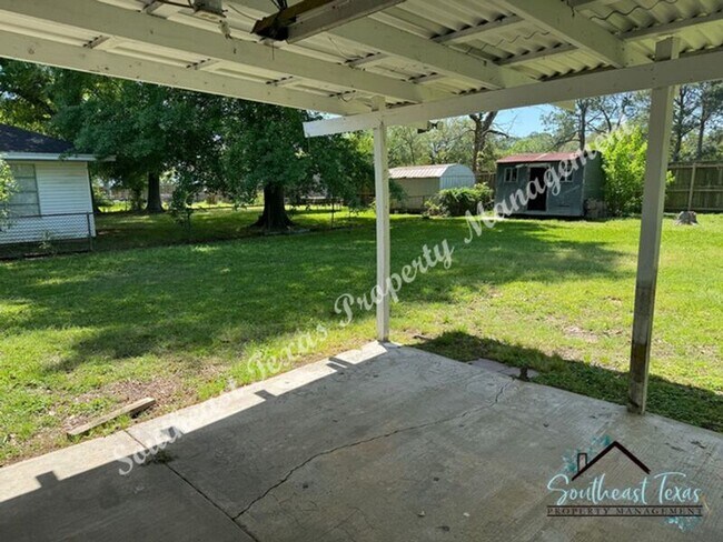 Building Photo - 3841 Canal Ave