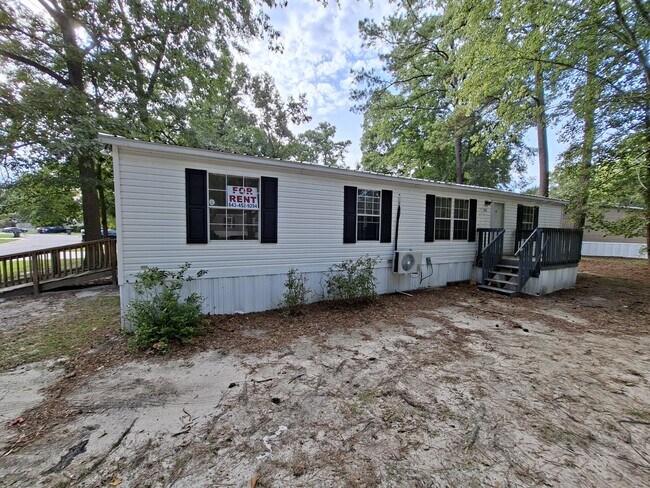 Building Photo - 111 Carnes Blvd
