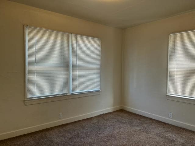 Building Photo - 516 N White St