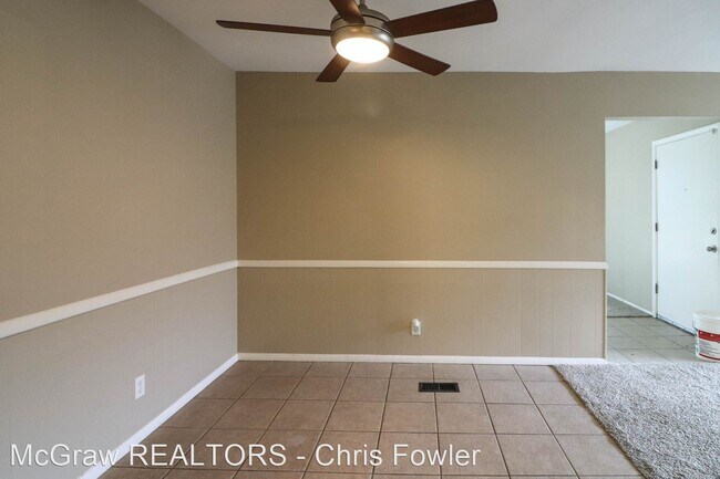 Building Photo - 3 br, 2 bath House - 5233 S. 67th E. Place