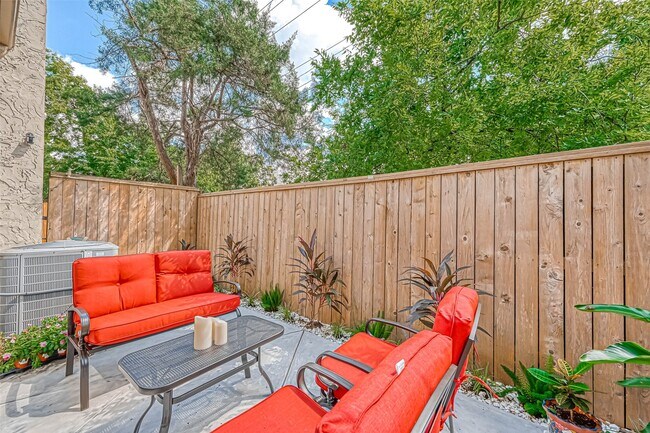 Building Photo - 5613 St Paul St