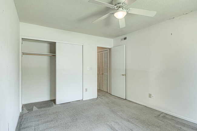 Building Photo - 3200 Anvil Pl