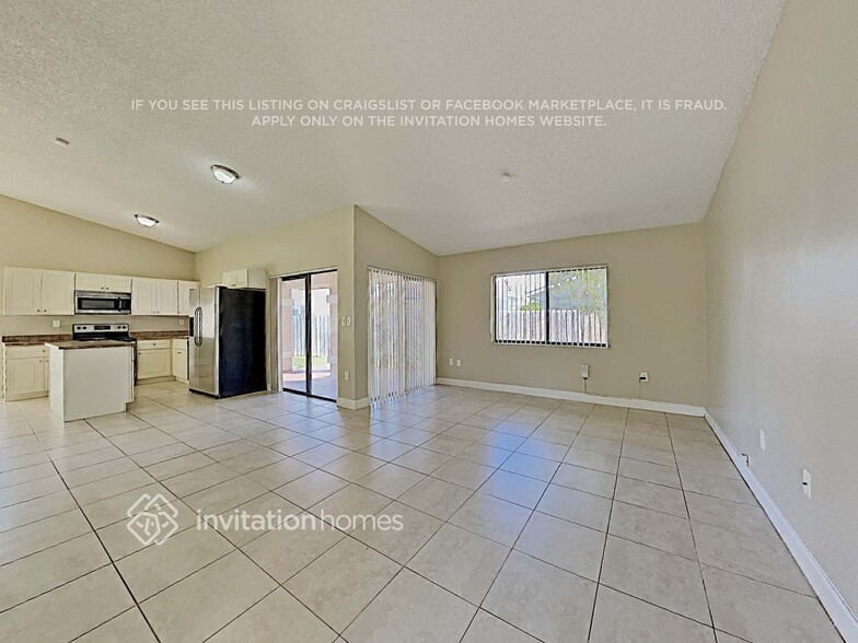 Building Photo - 21684 SW 98th Pl