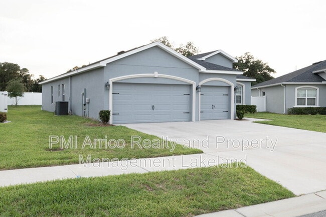 Building Photo - 1069 Montgomery Ln