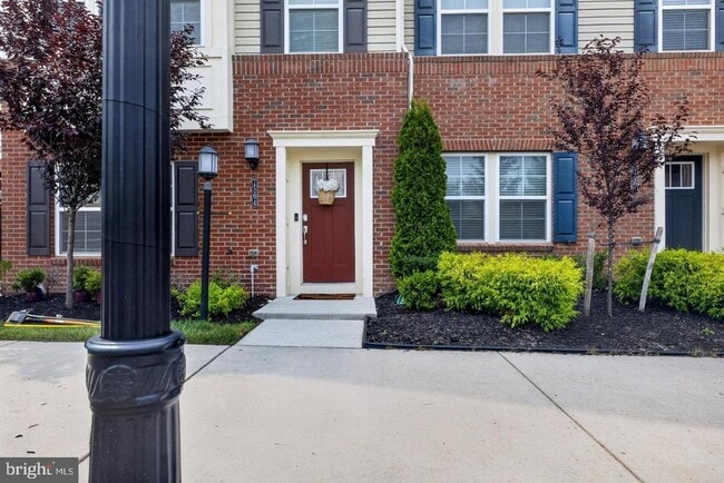 Building Photo - 7564 Warburg Way