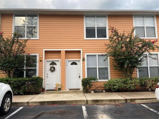 Primary Photo - 3920 SW 20th Ave