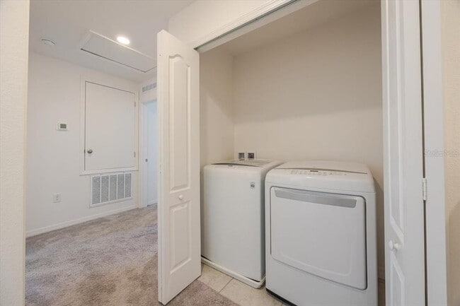 Building Photo - 900 Boca Vista Ct