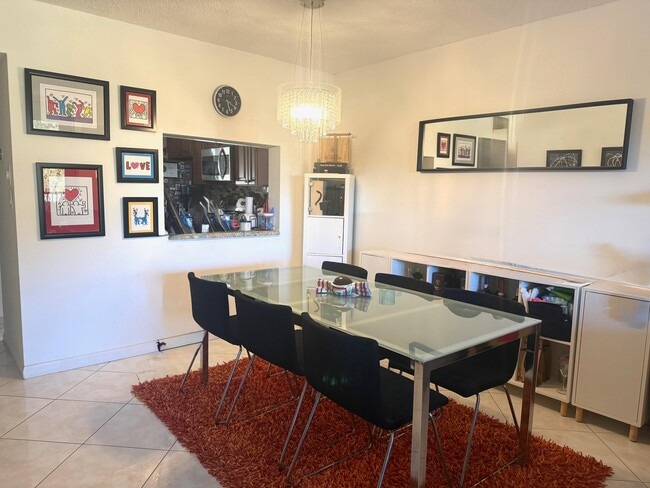 Building Photo - 3050 NW 42nd Ave