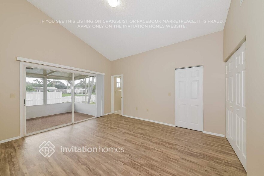 Building Photo - 4041 37th St Ct W