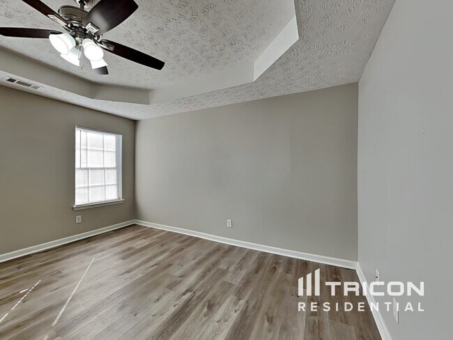 Building Photo - 1221 Browns Country Lane Locust Grove GA