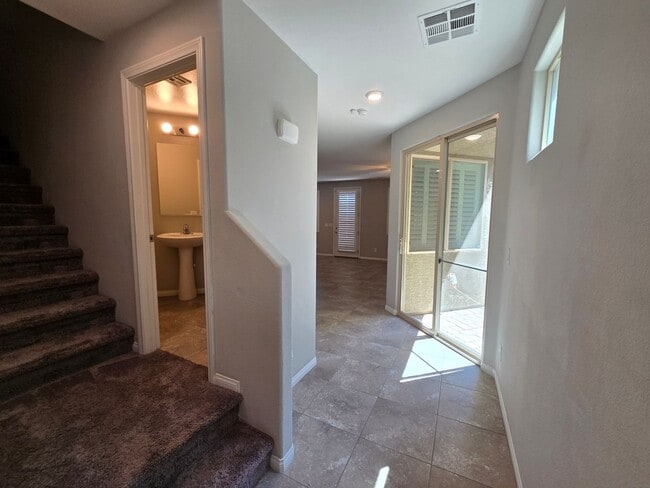 Building Photo - Corner Lot in Southwest Las Vegas