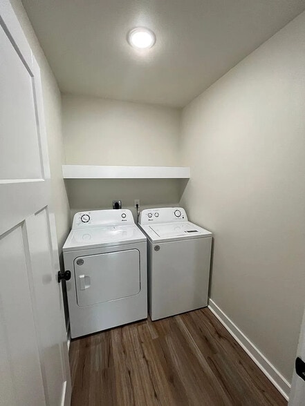 Building Photo - 7002 Old Tom Box Rd