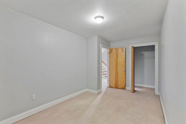 Building Photo - 873 Harrison Ave