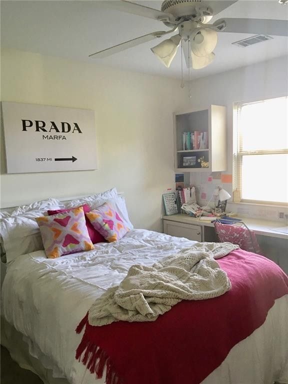 Building Photo - 203 Kelly Rd