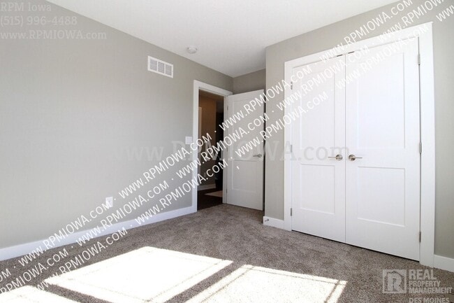 Building Photo - 1821 Southbridge Dr