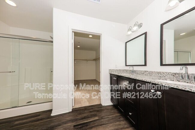 Building Photo - 27309 Barre Dr