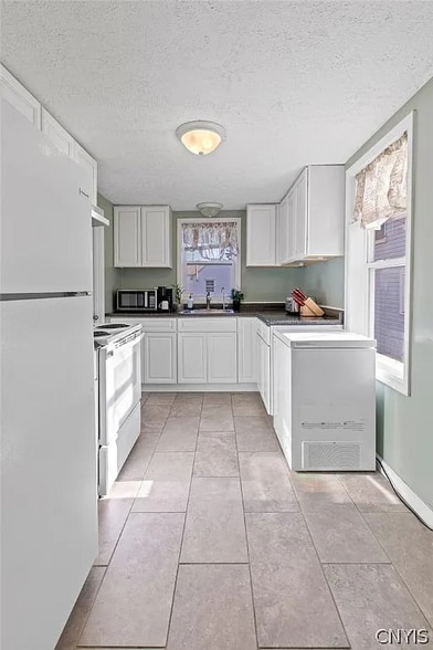 Building Photo - 204 Breman Ave