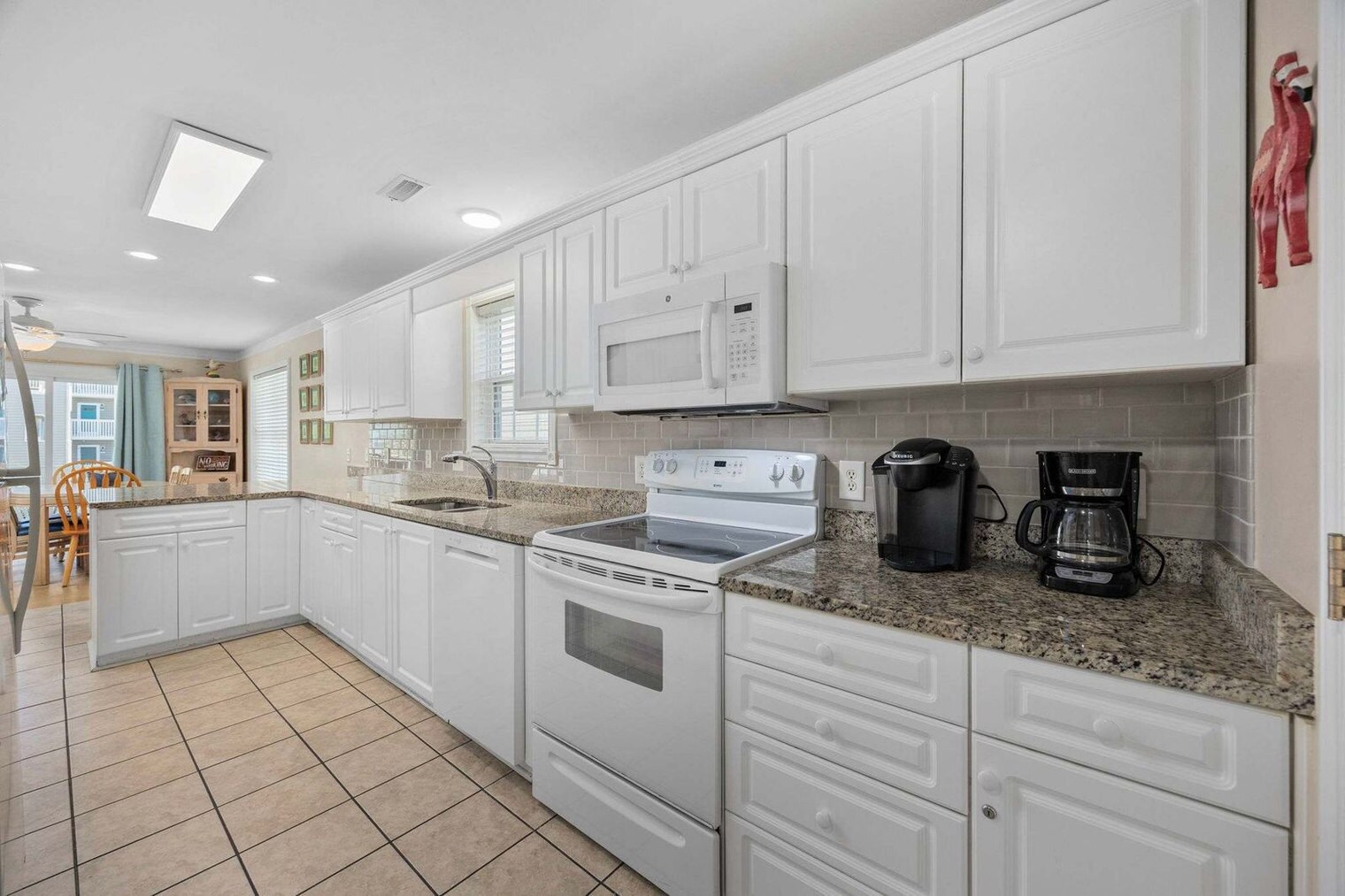 Building Photo - 113A S Yaupon Dr