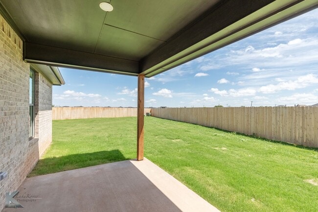 Building Photo - NEWER CONSTRUCTION! 3 bedroom, 2 bath, 2 car garage