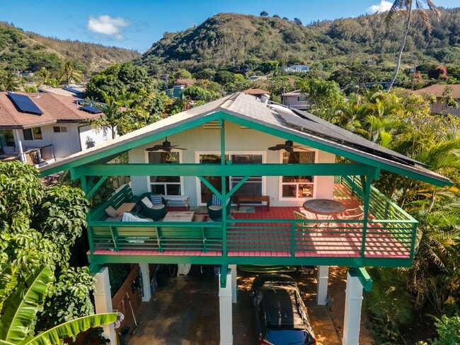 Primary Photo - 59-018 Holawa St