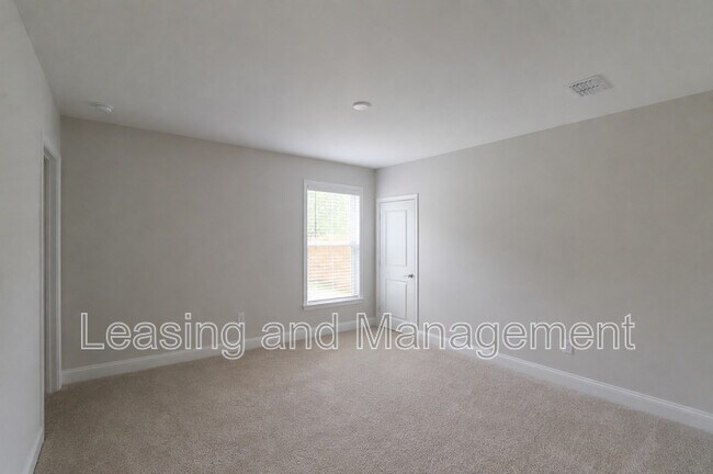 Building Photo - 2066 Cousteau Ct